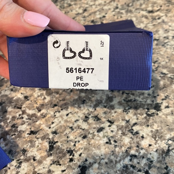 Swarovski Heart Earrings - Picture 3 of 3